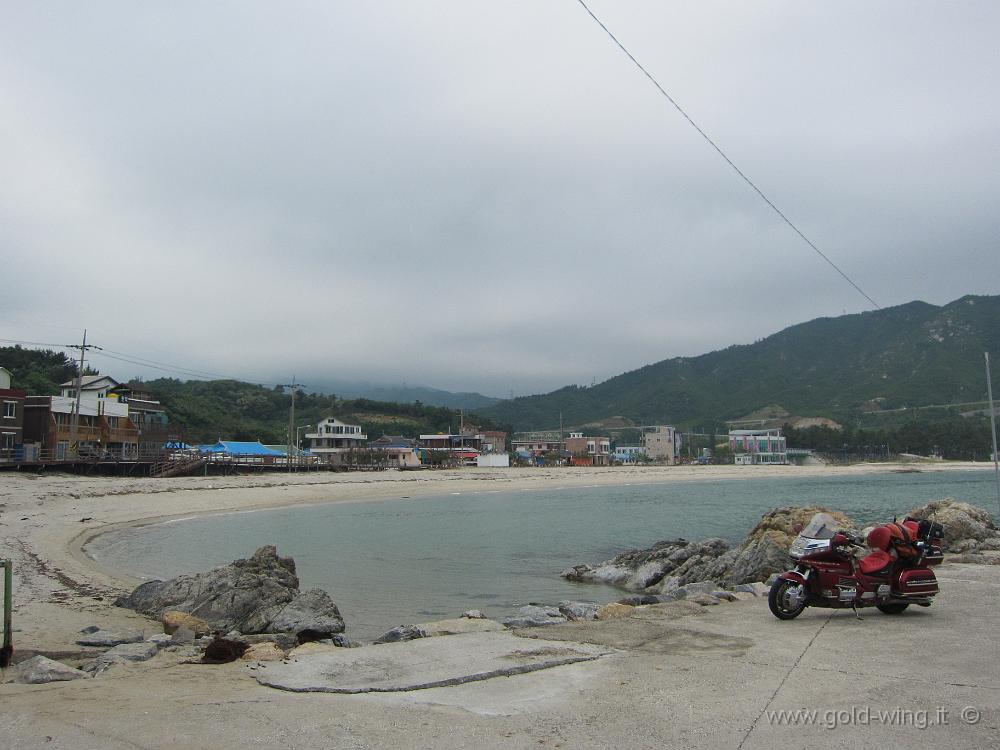 IMG_3586.JPG - Yonghwa Beach