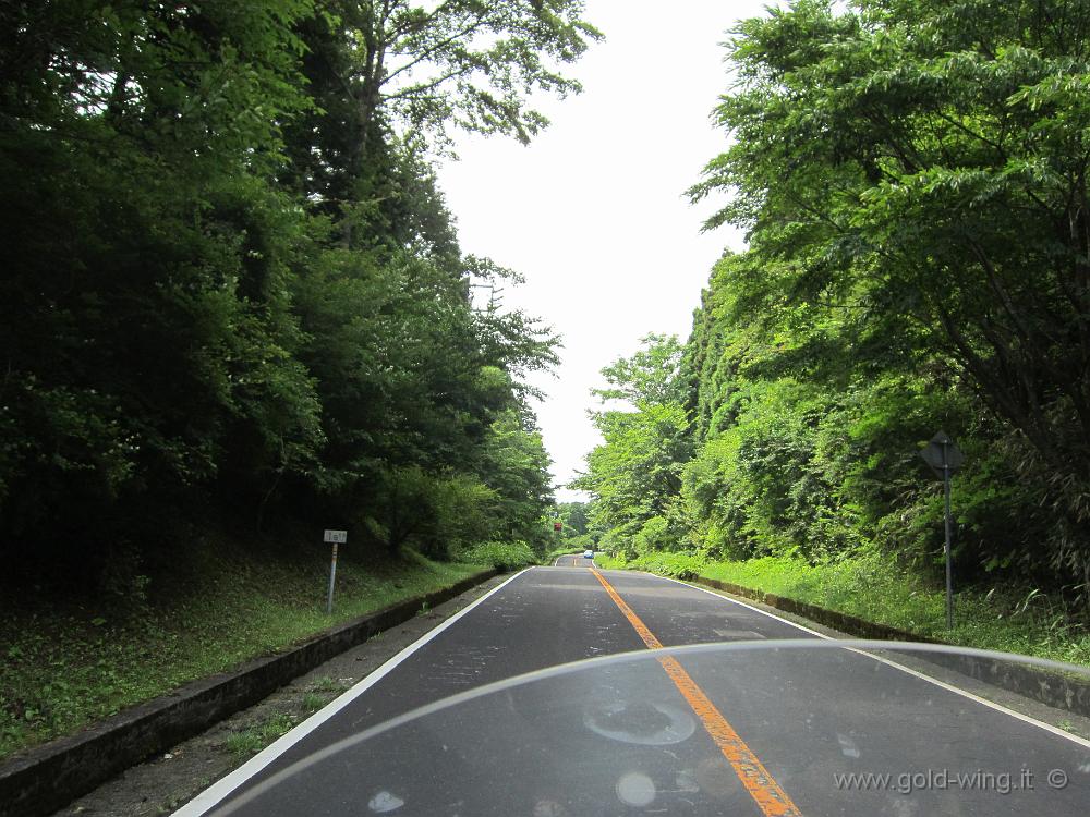 IMG_4851.JPG - Salita verso il Monte Fuji: a 8 km, quota m 1.000