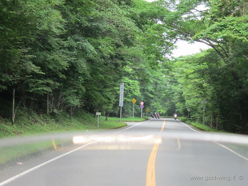 IMG_4860.JPG - Salita verso il Monte Fuji: a 7,5 km, quota m 1.250