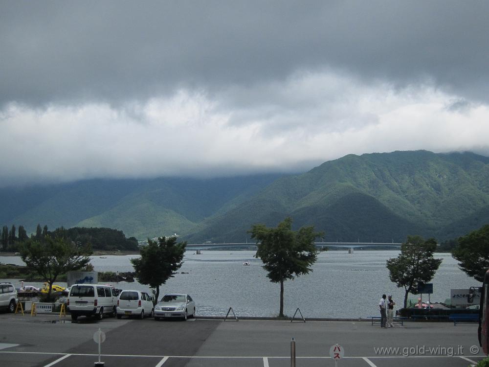 IMG_5098.JPG - Monte Fuji, lago Kawaguchi (m 850)