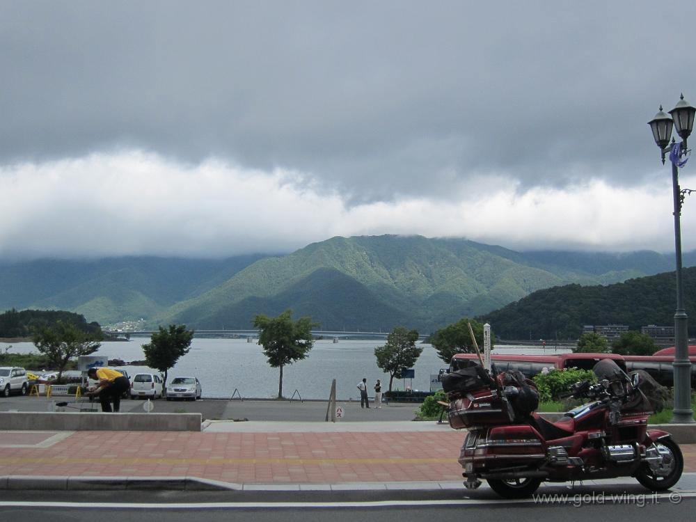 IMG_5100.JPG - Monte Fuji, lago Kawaguchi (m 850)