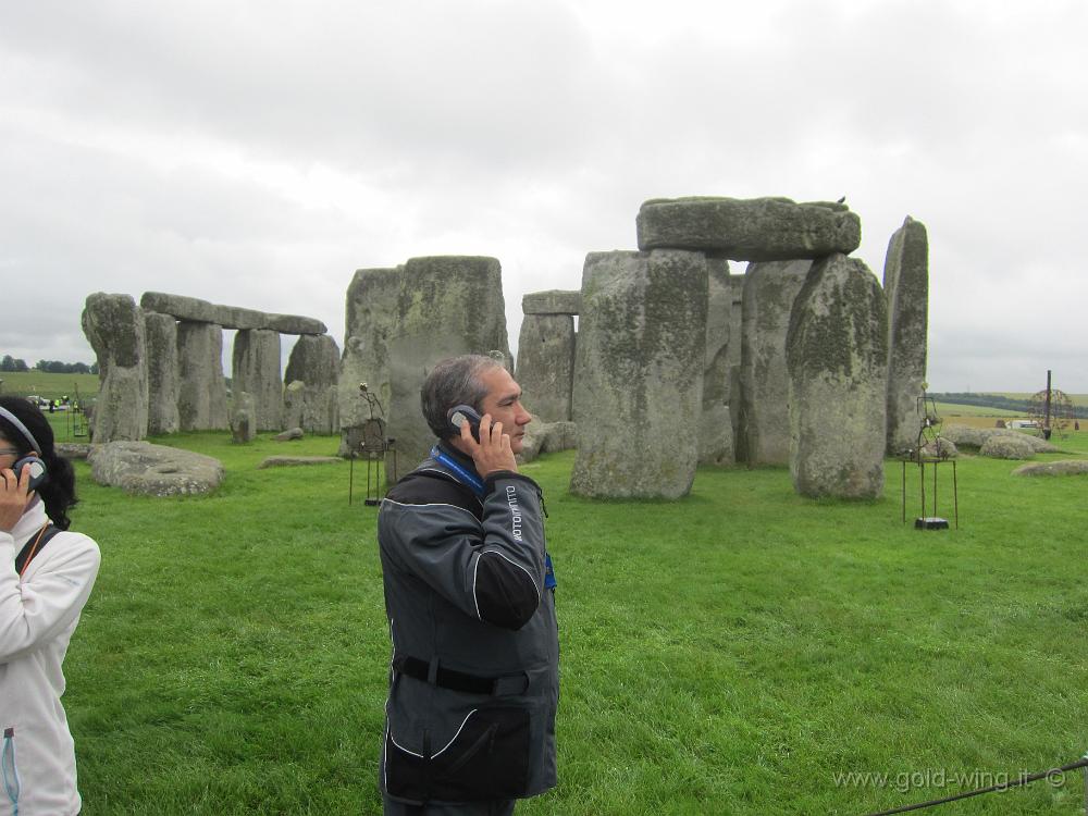 IMG_0255.JPG - Stonehenge (Inghilterra), ascoltando l'audioguida