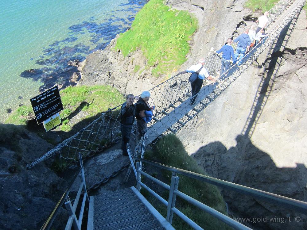 IMG_4838.JPG - Carrick-a-Rede: il ponte di corda. Se soffrite di vertigini, lasciate perdere