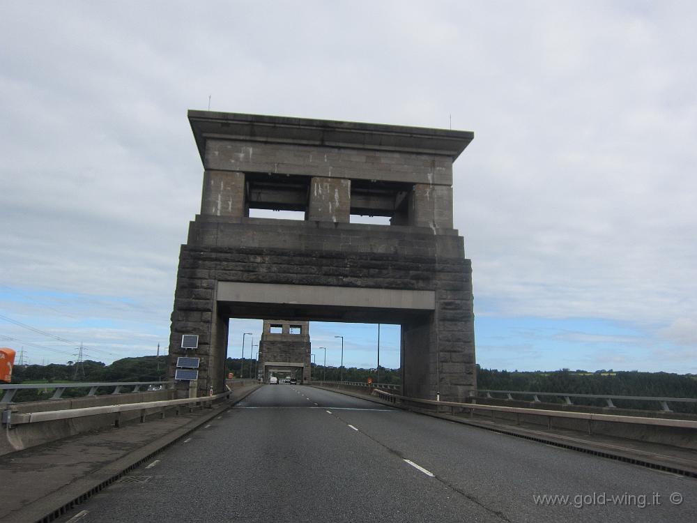 IMG_0465.JPG - Il ponte che unisce l'isola di Anglesey (kmq 714) alla Gran Bretagna (nord Galles)