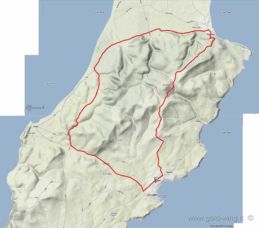 IMG_0511tt.JPG - Isola di Man: circuito del Tourist Trophy, km 60,7 (record 17'12,30", media km/h 211,754, John McGuinness, su Honda CBR 1000RR, nel 2009)