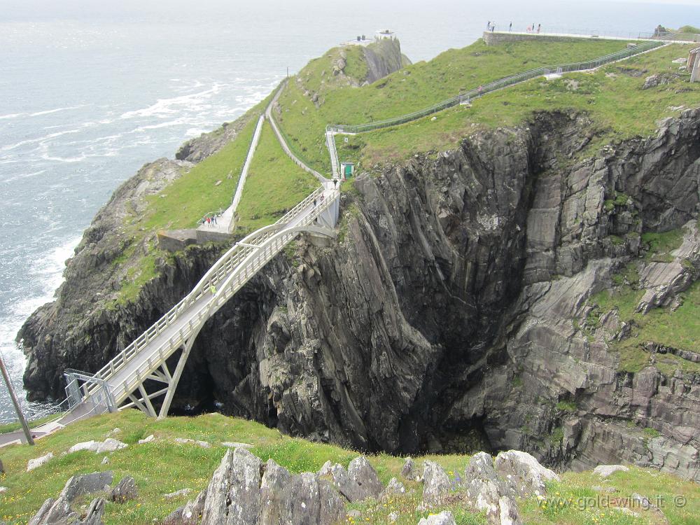 IMG_2219.JPG - Mizen Head: il ponte che scavalca il precipizio