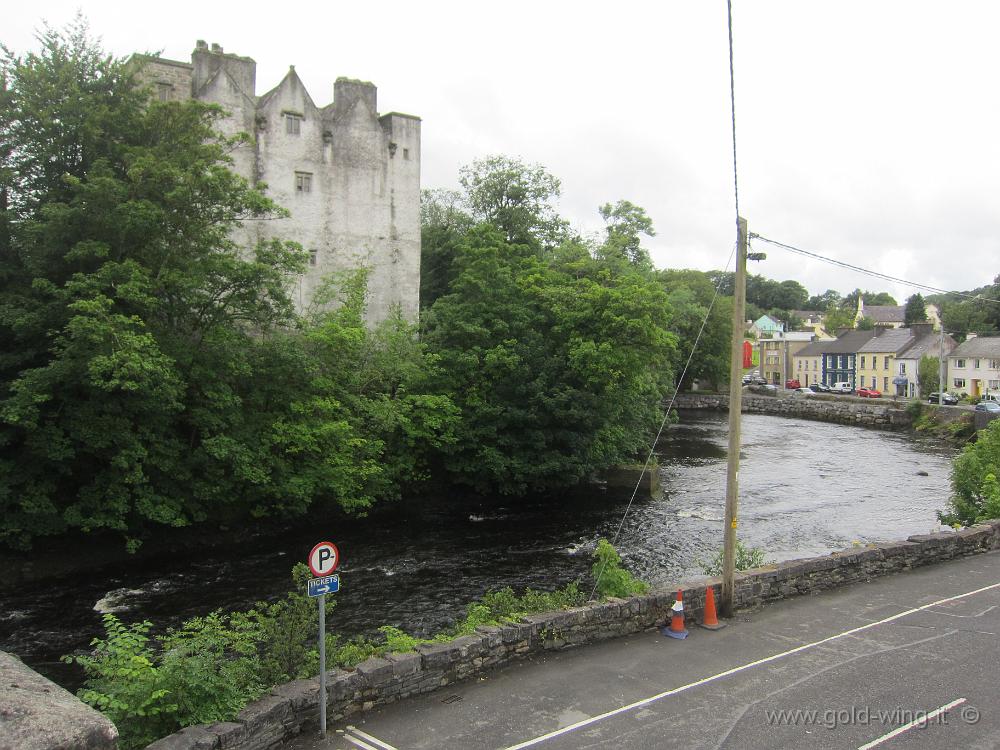 IMG_3926.JPG - Castello di Donegal, sul fiume Eske