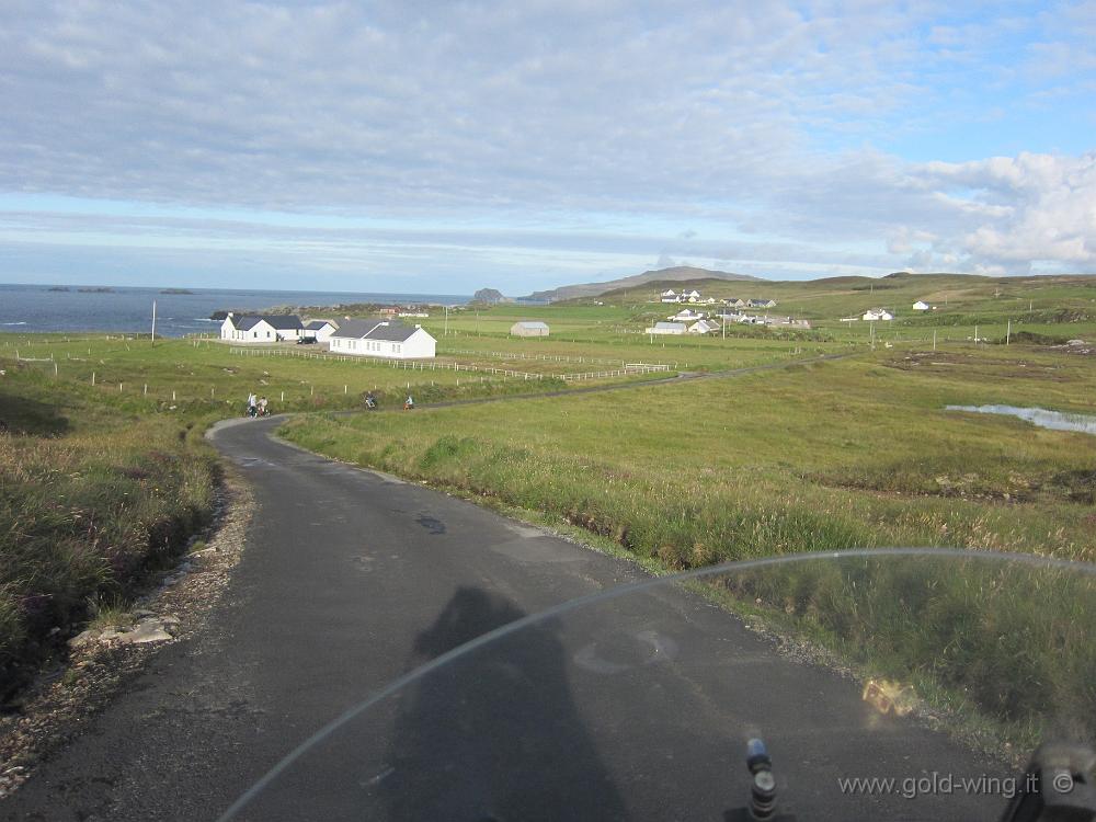 IMG_4401.JPG - Da Malin Head, il punto più settentrionale d'Irlanda, ovviamente... verso sud