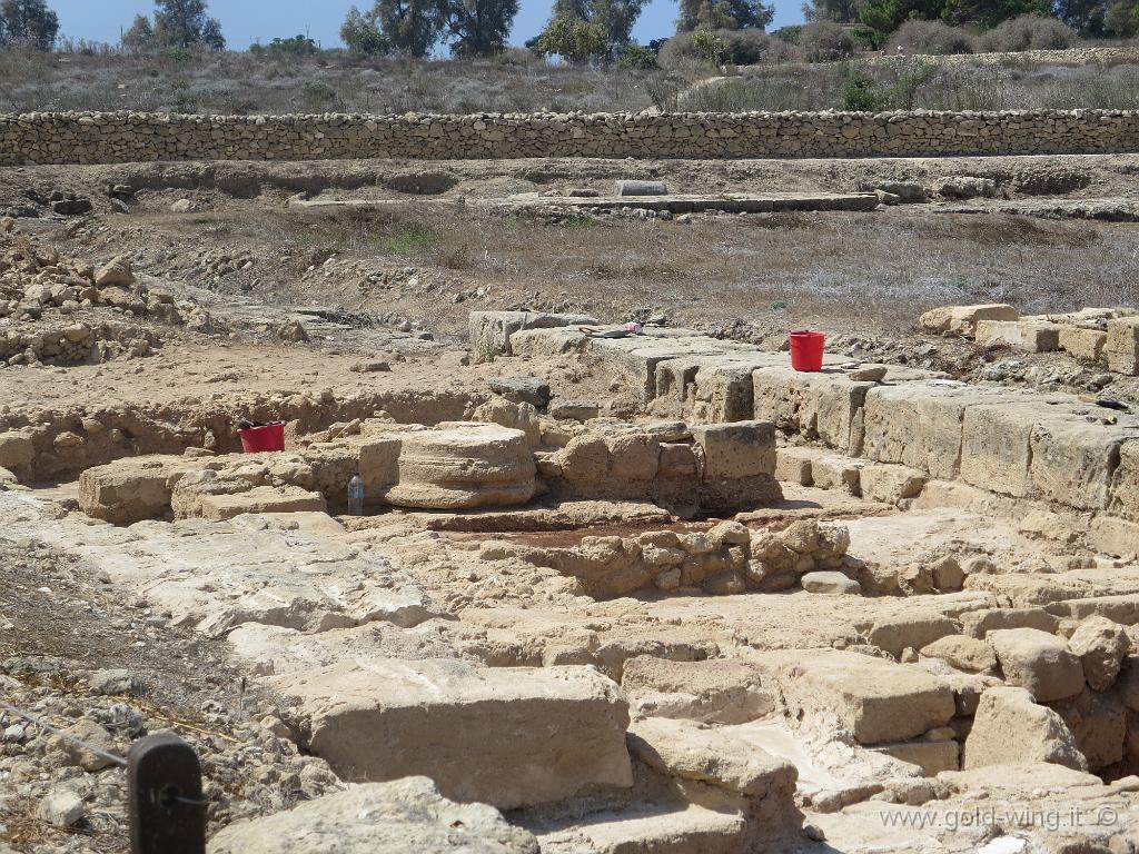 IMG_1789.JPG - Antica Pafos: archeologi al lavoro