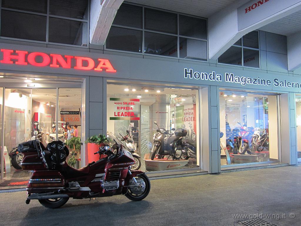 IMG_0001.JPG - Honda Dealer "Honda Magazine" of Salerno / Concessionario Honda Magazine di Salerno