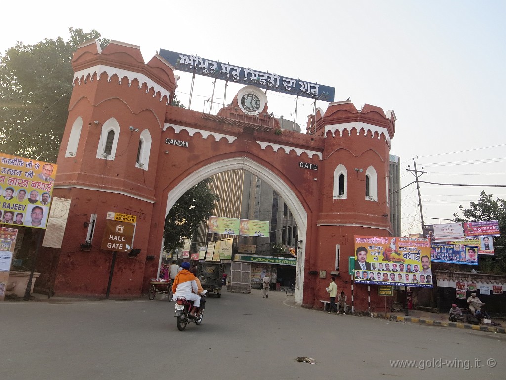 IMG_1908.JPG - Amritsar: Gandhi Gate (porta Gandhi)