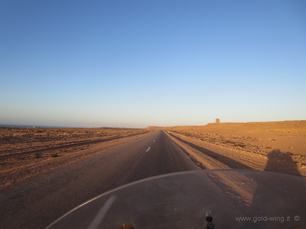 IMG_0964.JPG - Tramonto sul deserto