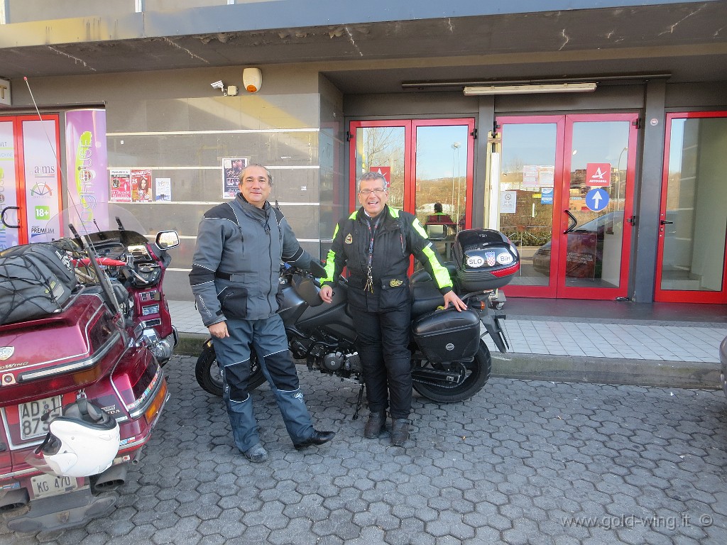 IMG_1380.JPG - Presso Potenza: incontro con GrandeFred, amico del Forum dei Motoviaggiatori