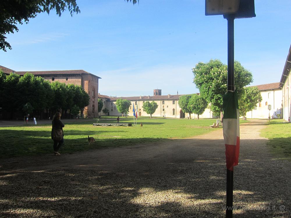 IMG_0207.JPG - Vigevano: Castello Visconteo Sforzesco