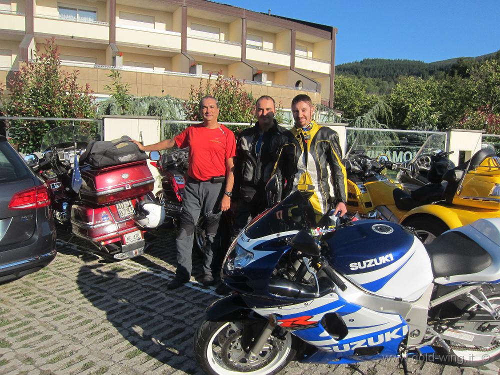 IMG_0216.JPG - Due amici del Forum di Mototurismo: Stac e Skiwalker