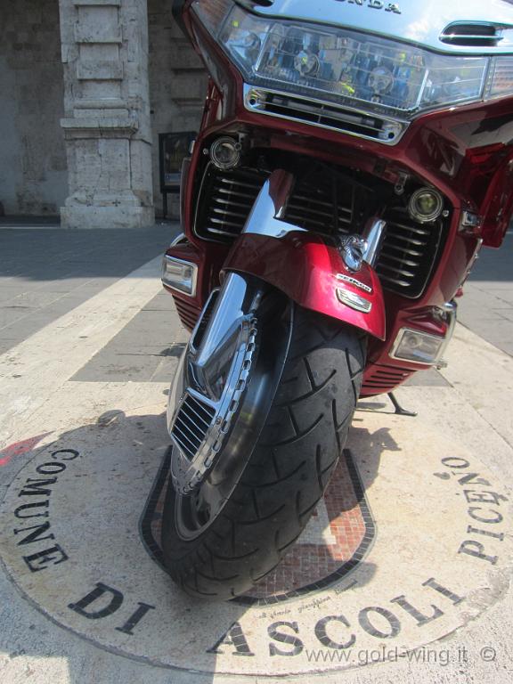 IMG_0725.JPG - Ascoli, piazza del Municipio