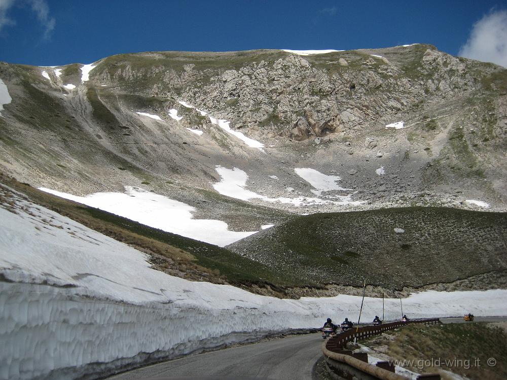 IMG_0139.JPG - Gran Sasso (m 2.912):  discesa dal rifugio Duca d. Abruzzi (m 2.130)