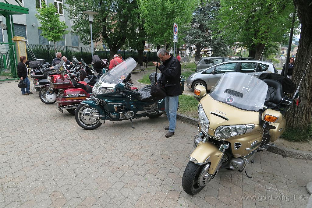 IMG_0434.JPG - Aosta: lasciamo le moto nel parcheggio