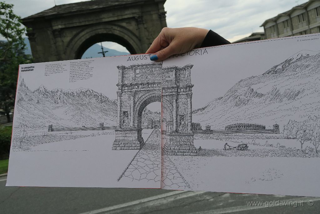 IMG_0441.JPG - Aosta: ricostruzione dell'Arco di Augusto (da est)