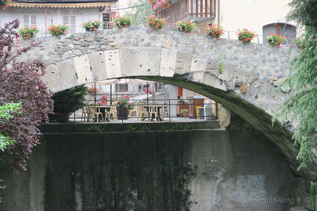 IMG_0447.JPG - Aosta: il ponte sul Buthier