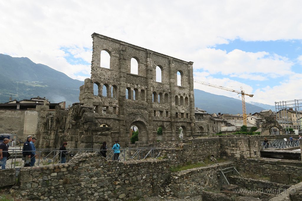 IMG_0495.JPG - Aosta: il teatro romano