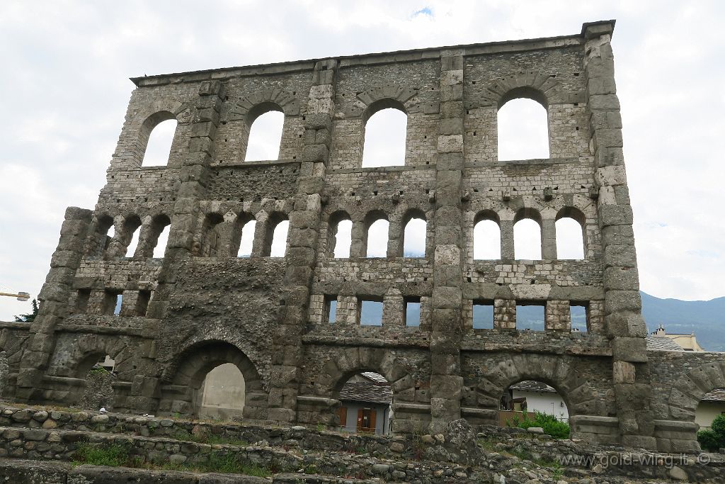 IMG_0500.JPG - Aosta: il teatro romano