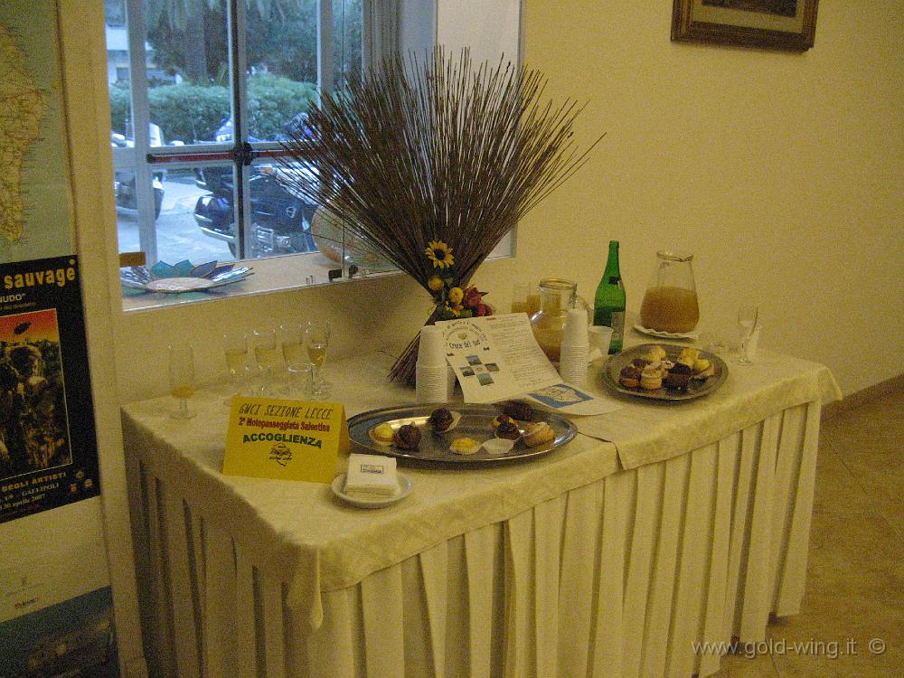 IMG_0003.JPG - Gallipoli: buffet di benvenuto