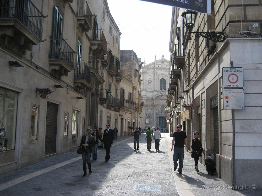 IMG_0215.JPG - Lecce: corso Vitt.Emanuele e S.Irene