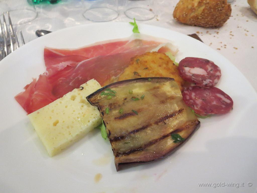 IMG_0487.JPG - Pranzo sull'Etna